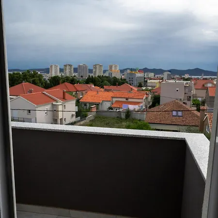 Apartman K&p&m Apartment