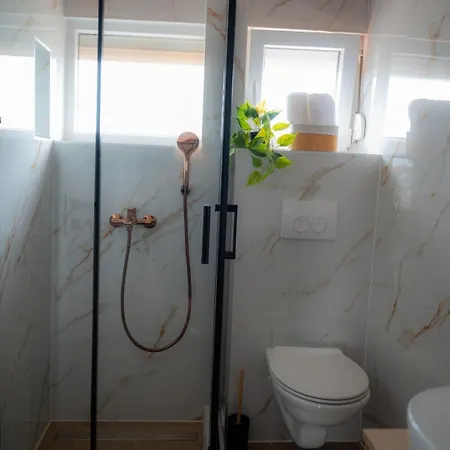 Apartman K&p&m Apartman Zára